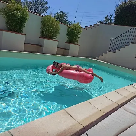 Maison Avec Piscine 8 Couchages 4 Vives