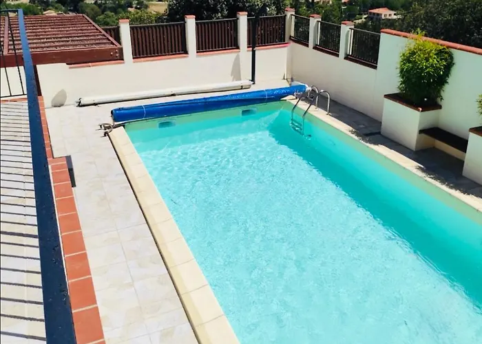 Maison Avec Piscine 8 Couchages 4 *