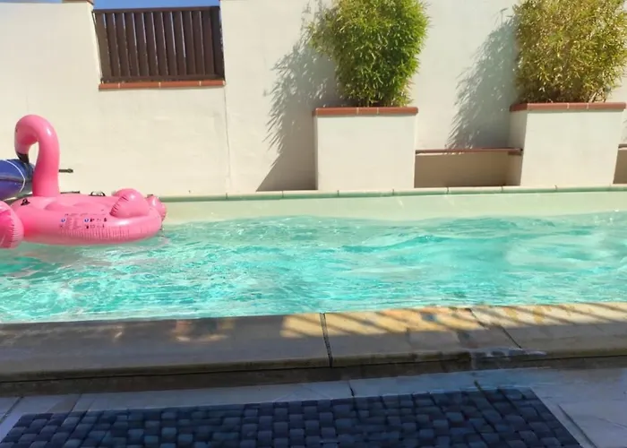 Casa de Férias Maison Avec Piscine 8 Couchages 4 *